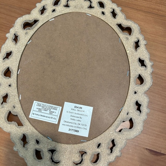 New Highland Cow Framed Wall Decor. Gold ornate - Picture 2 of 7